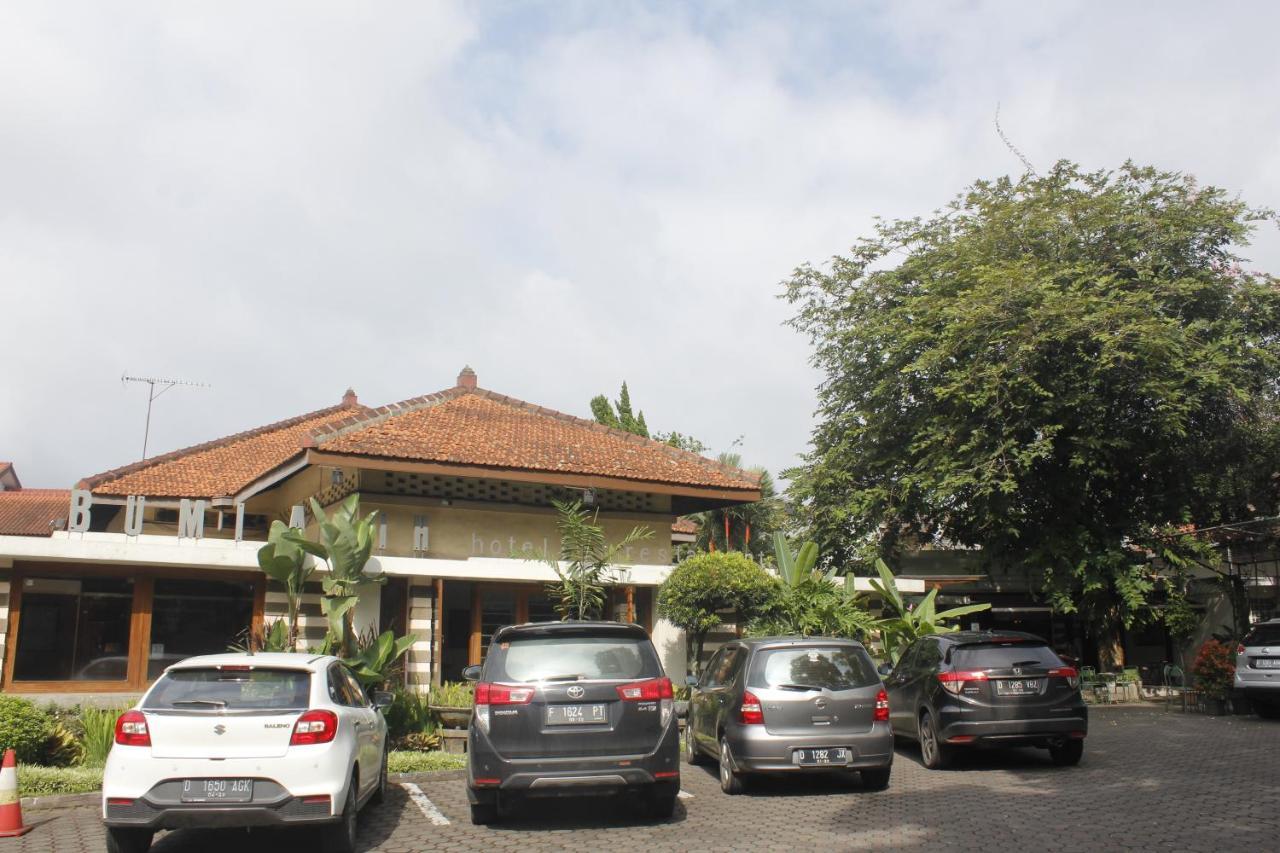 Hotel Bumi Asih Gedung Sate Бандунг Екстериор снимка
