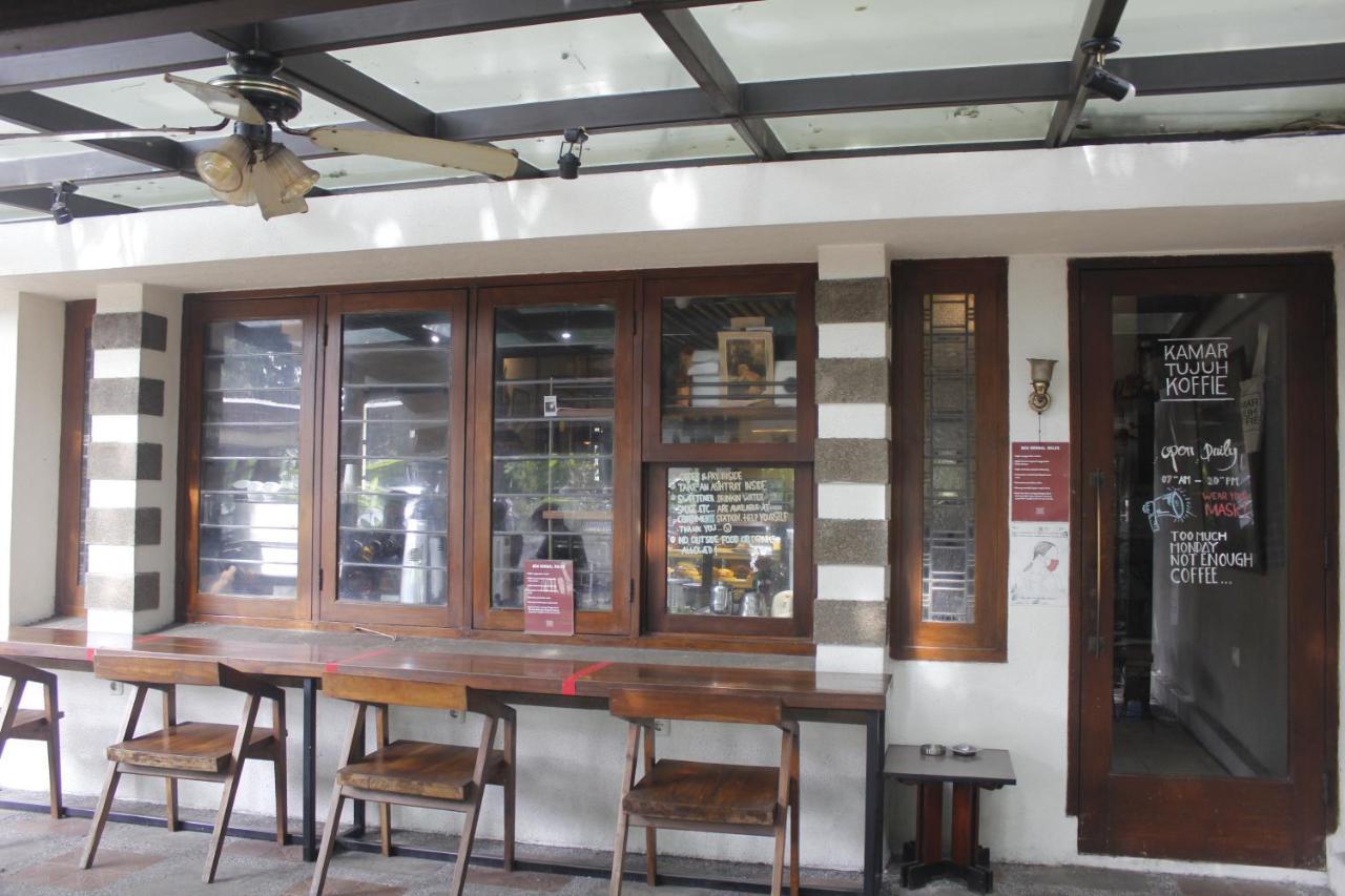 Hotel Bumi Asih Gedung Sate Бандунг Екстериор снимка